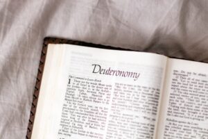 Sekrety pieczywa zakwasowego: jak je przygotować